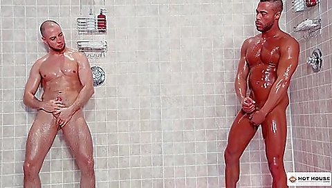 Hot ronson up with a sexy body