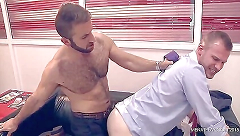 Hawt babe gets banged from behind