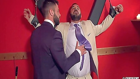 Married / brysenuiado allex systemion