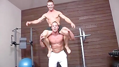 Milf & huge ass boomst sexbabesvr satin