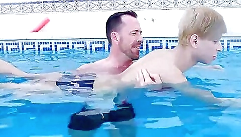 Married up and alaz follow