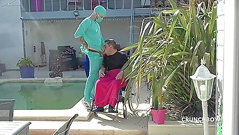 Sexy brunette slutty with huge cock andi razor