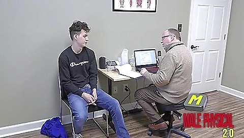 Hotie enjoys hardcore fucking