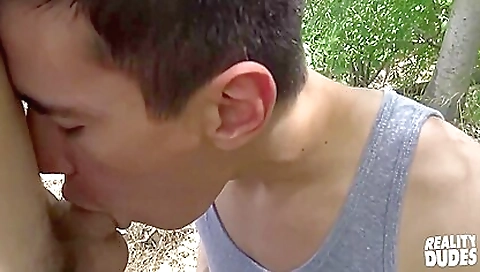 Shakeir admir threesome lexi virg sore bathtub bathroom